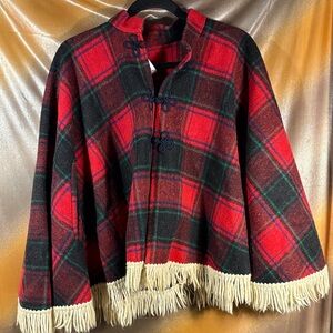 Vintage‎ 70’s Plaid wool Cape with Fringe and frog closures. Box kk